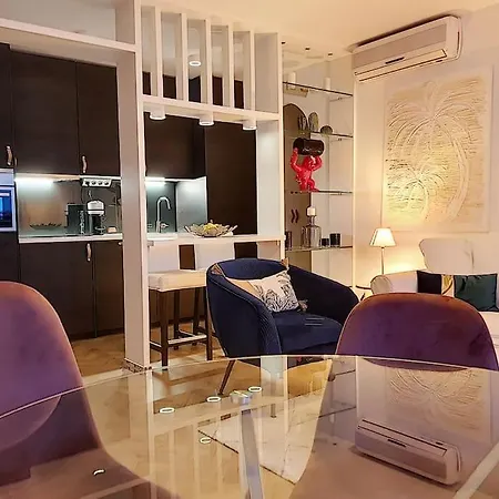 Style Architecte Proche De La Apartment