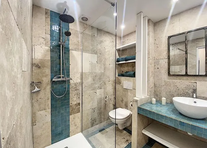 Style Architecte Proche De La شقة